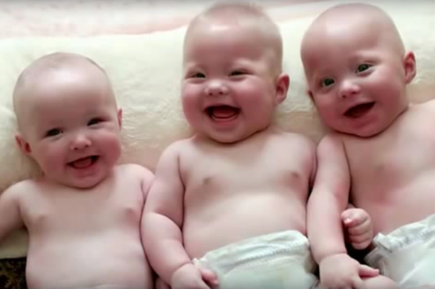 VIDEO: ŽIVOTNA DRAMA - Izgubili su u jednom danu troje djece, a onda se dogodilo čudo! 1