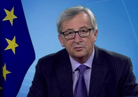 ŽESTOKO U EU PARLAMENTU: Ovo je zadnji put da ovdje plješćete, zašto ste tu? - poručio Juncker euroskeptiku Farageu