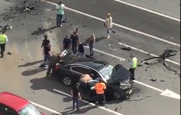VIDEO: UŽAS U PUTINOVOM AUTOMOBILU - U strašnom sudaru poginuo vozač predsjednika Rusije