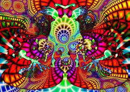 Brojna svjedočanstva o napuštanju tijela sviješću dolaze od eksperimenata s raznim halucinogenim drogama, ponajviše LSD-em. Neki ispitanici su opisivali sjećanja na vlastito rođenje no iskustva različitih osoba nikada nisu nalik jedna drugima.